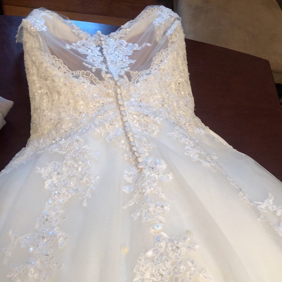 Meet your Posher, Danielle - Picture 6 of 16